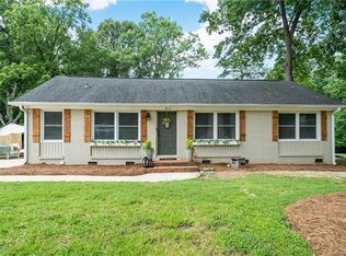 317 Edgeland Dr, Matthews, NC 28105