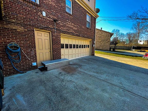 4th image of 3414 Pimlico Pkwy