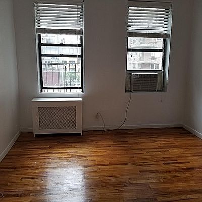 3rd image of 162 E 85th St APT 5E