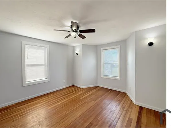227 Chestnut St Floor 3, Lynn, MA 01902