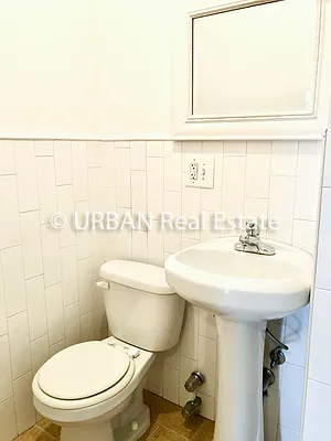 Rented by Urban Real Estate Inc | media 16