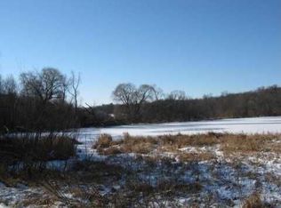 W277S4195 Green Country Rd, Town of waukesha, WI 53189