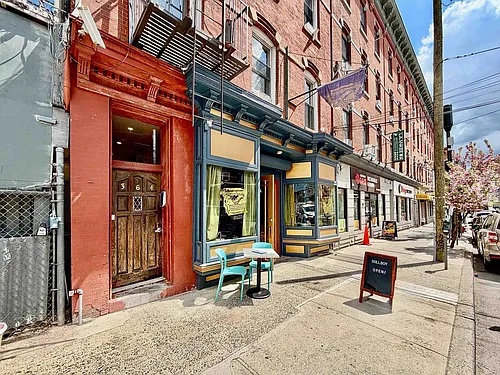 364 Grove St #1 Photo 1