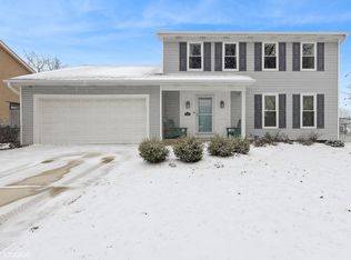 1717 71st St, Downers Grove, IL 60516