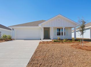 310 Gray Owl Dr W, Freeport, FL 32439