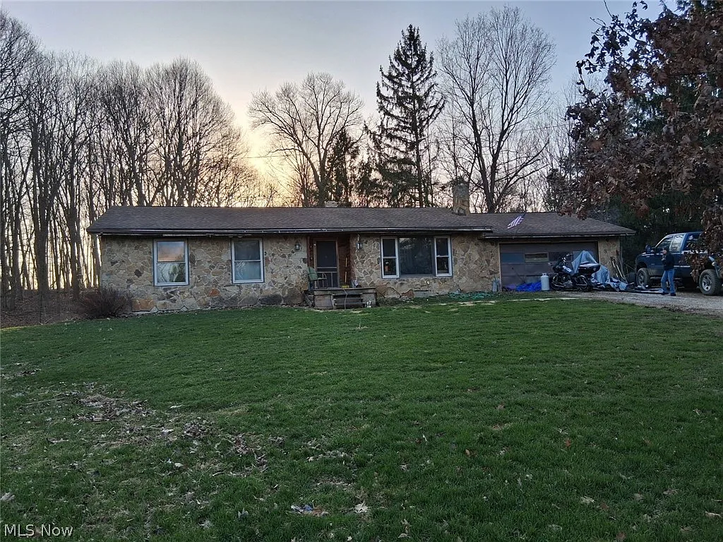 9918 Overton Rd photo 1