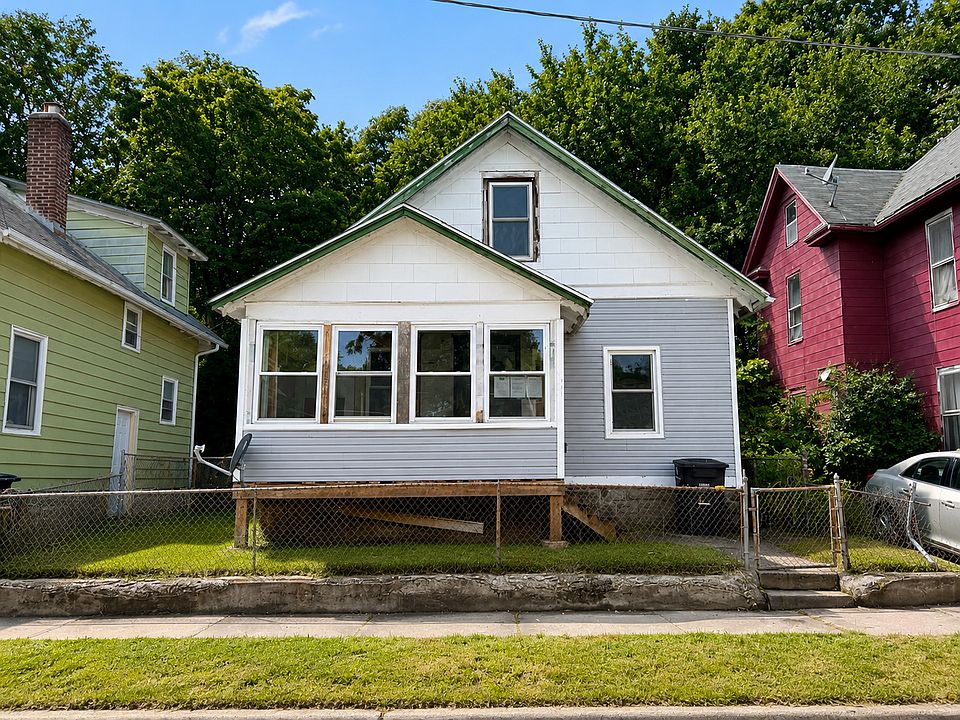 1st image of 734 13th St