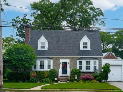 80 Bond Avenue, Malverne, NY, 11565