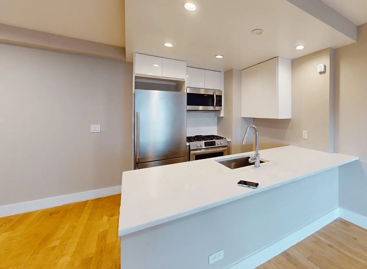 80 North Moore Street — Photo 2