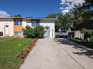 2015 S Emerson Ave, Gillette, WY 82718