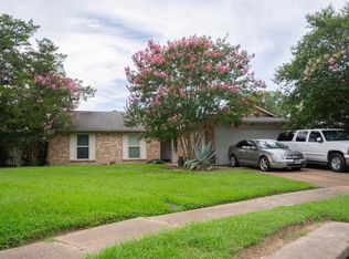 9810 Sugar Tree Ct, Houston, TX 77070