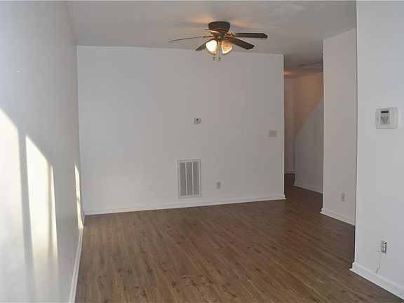 5th image of 109 Chambers Rd