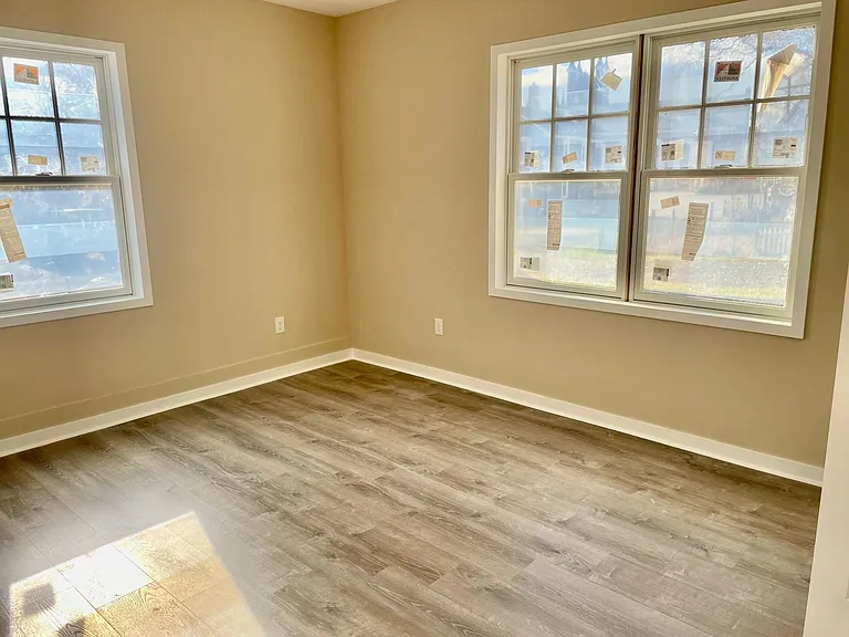 35 Brown St #35 — Photo 20