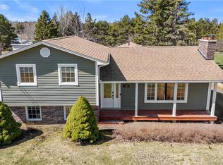 28 Yvon St, Saint Antoine, NB E4V 1L1