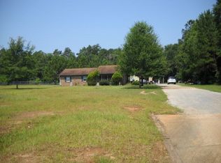 13101 Lipscomb Rd, Foley, AL 36535