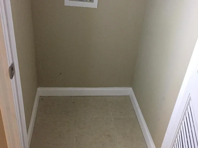 1443 Janmar Dr #MAIN UPSTAIRS — Photo 16