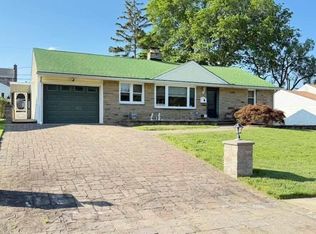 215 Alders Dr, Wilmington, DE 19803