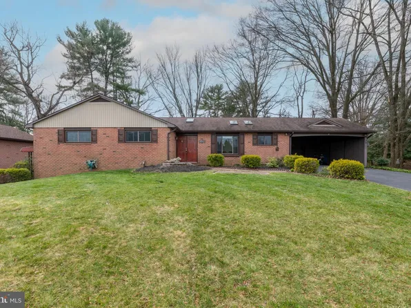 3427 Birch Hollow Rd, Pikesville, MD 21208