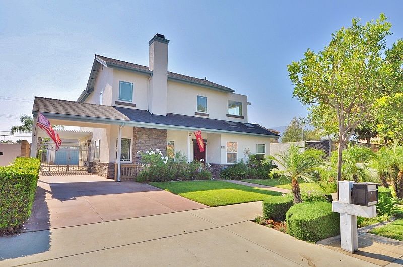 1st image of 633 N Angeleno Ave