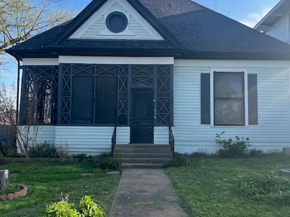 626 W Chestnut St, Denison, TX 75020