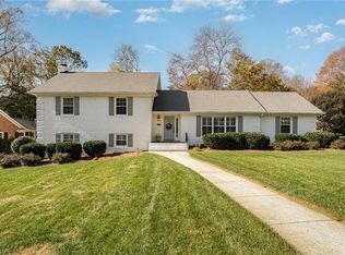 1007 Kemp Rd W, Greensboro, NC 27410