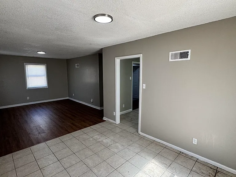 2434 Vollintine Ave — Photo 5