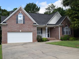 241 Notchwoods Dr, Boiling Springs, SC 29316