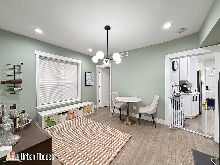 3247 N Damen Ave #1AC — Photo 12