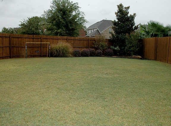 2nd image of 512 Cypress Dr