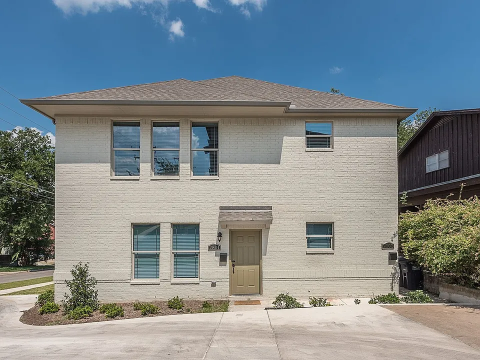 2803 Sandage Ave