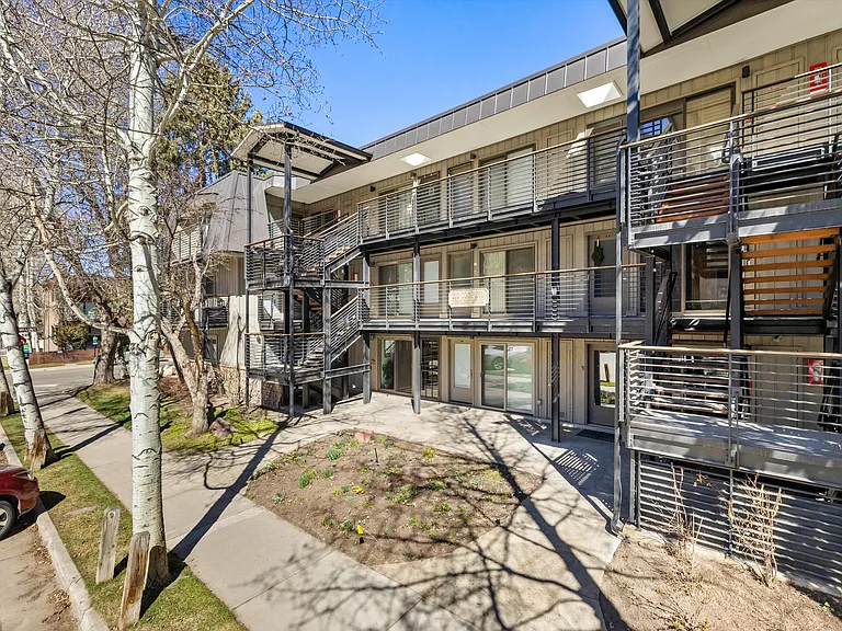210 E Cooper Ave #1C — Photo 11