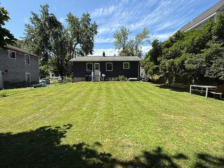 151 Essex Ave — Photo 14