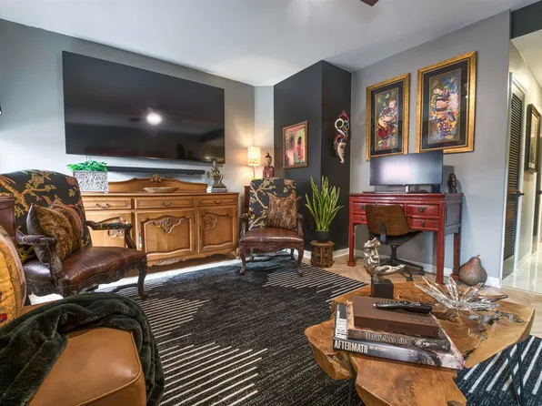 109 N Main St APT 601, Memphis, TN 38103