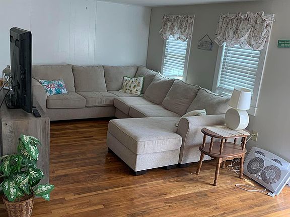 2nd image of 90 Wendward Way