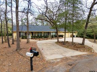 138 Green Knl, Holly Lake Ranch, TX 75765