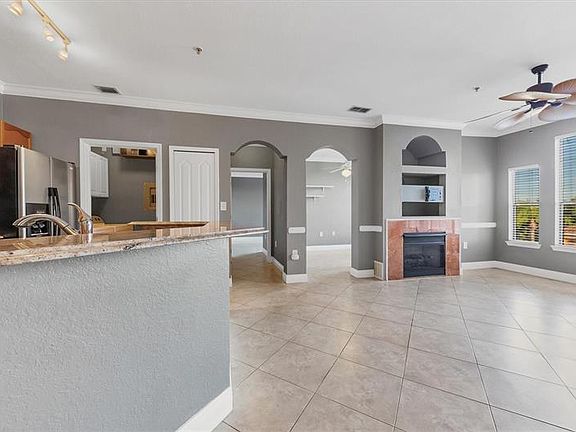 4th image of 2733 Via Cipriani Unit 821A