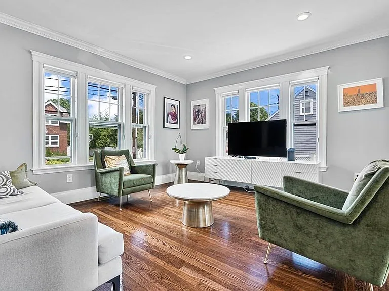 81 Butler St #2 — Photo 9