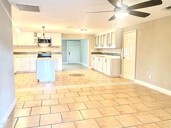 3rd image of 4253 N 71st Dr