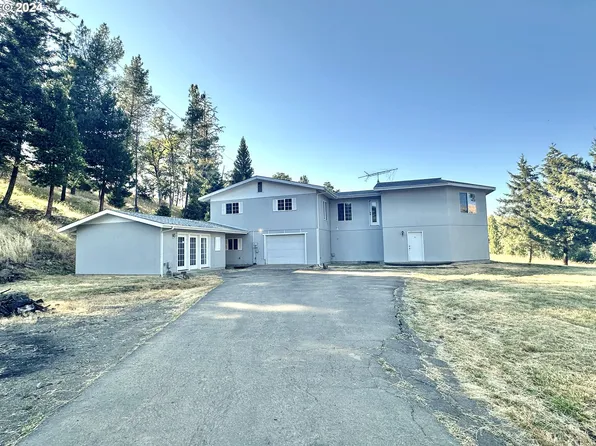 10000 S Bank Dr, Roseburg, OR 97470