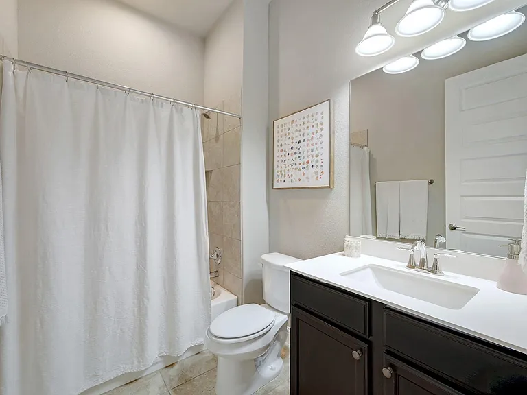 6813 Leonardo Dr — Photo 16