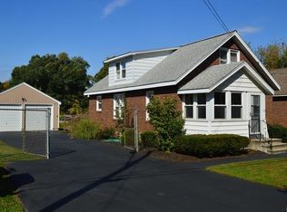 132 Badgley Rd, Glenville, NY 12302