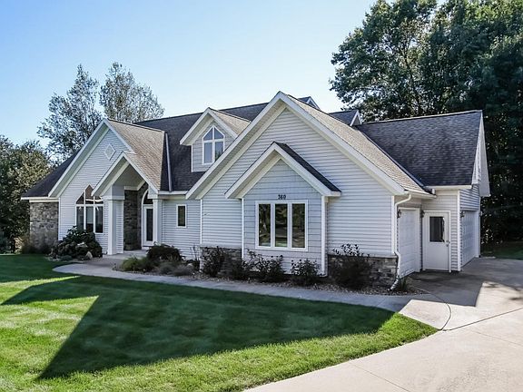 2nd image of 360 Highbanks Ct
