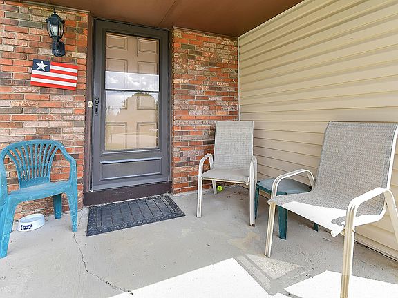 2nd image of 8612 Meadowton Ct
