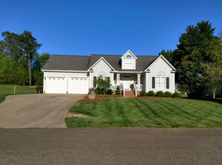 305 Hidden Creek Dr, Shelby, NC 28152
