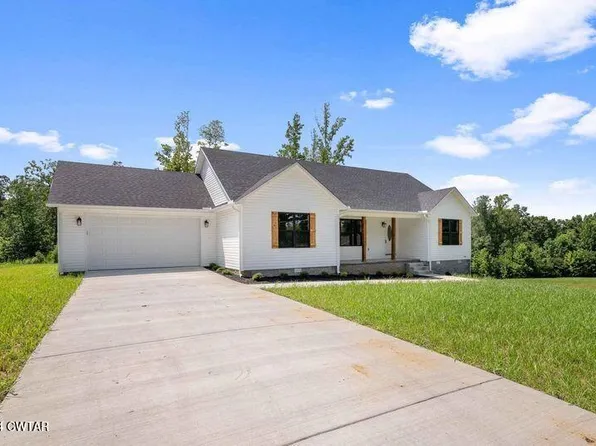 423 Old Huntingdon St, Lexington, TN 38351