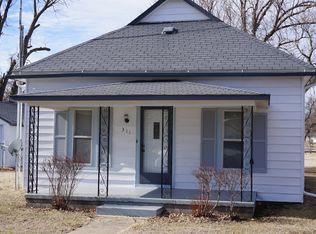 311 N East St, Ramona, KS 67475