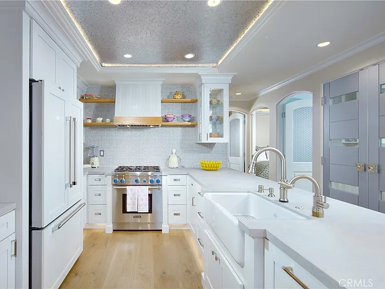 1311 W Bay Ave — Photo 23