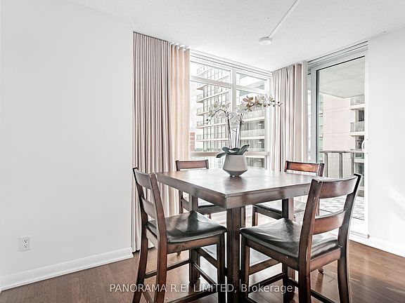 5th image of 205 Sherway Gardens Rd #810