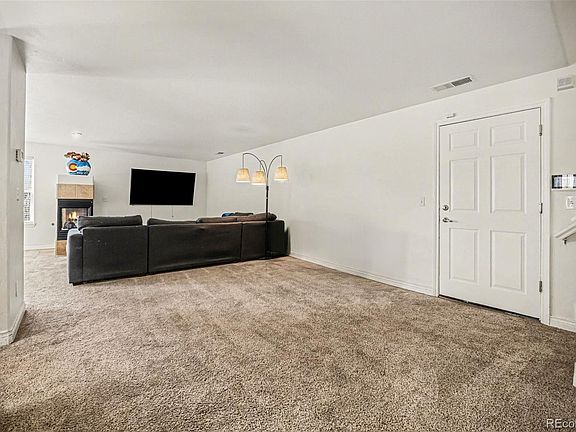 2nd image of 1565 Roseanna Drive