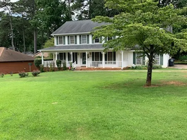 1465 Pounds Rd, Lilburn, GA 30047